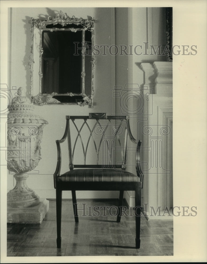 1989 Press Photo Baker Chair McMillen Collection At Smithsonian Institute - Historic Images