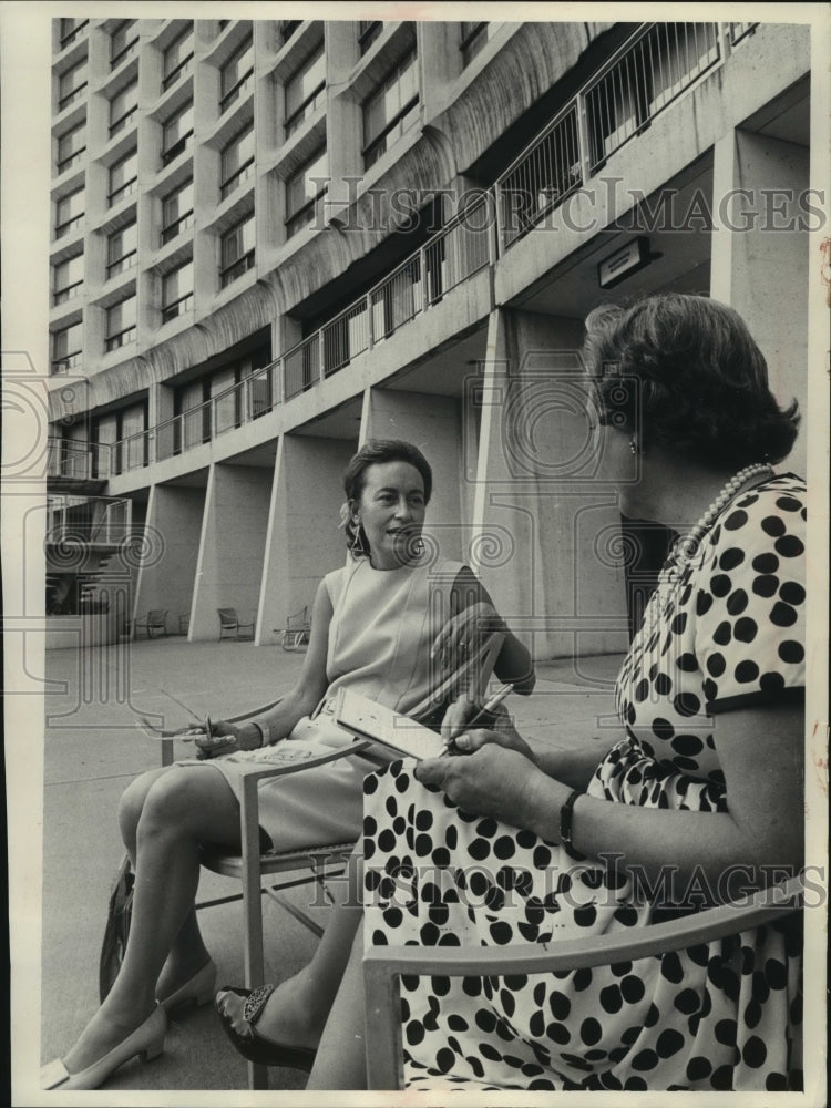 1968, Mrs. Warren P. Knowles interviewed in Washington - mjc22398 - Historic Images
