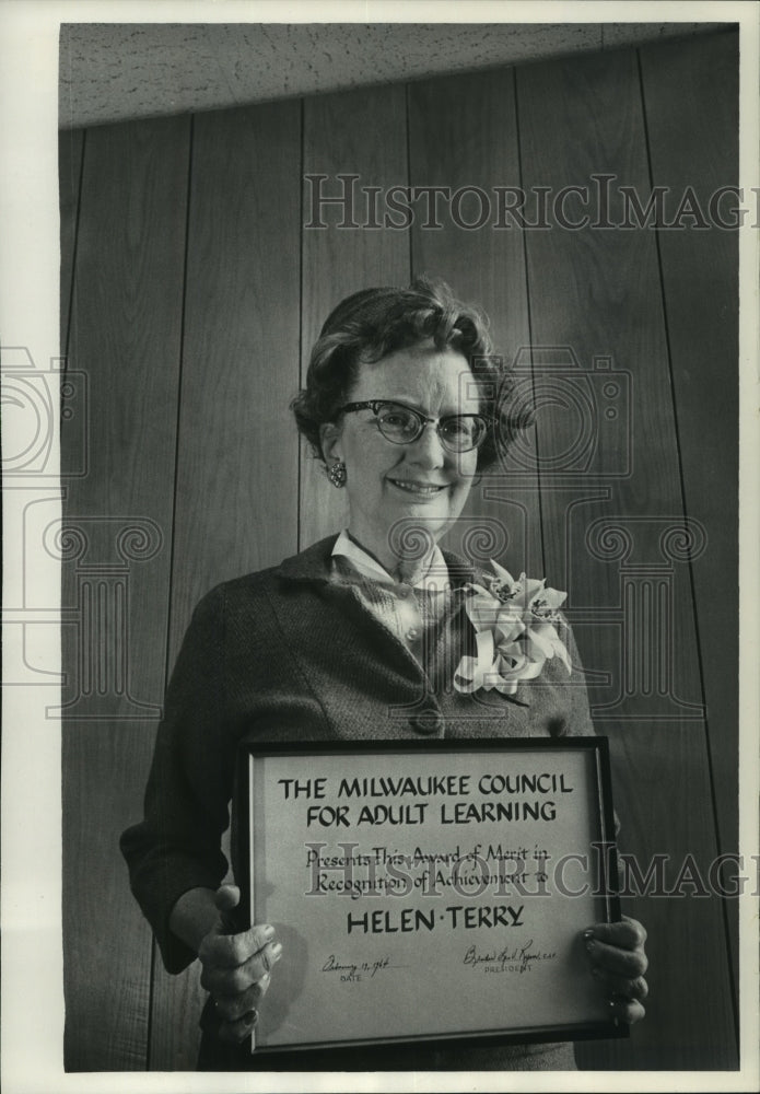 1964 Helen Terry with Milwaukee Council for Adult Learning citation - Historic Images