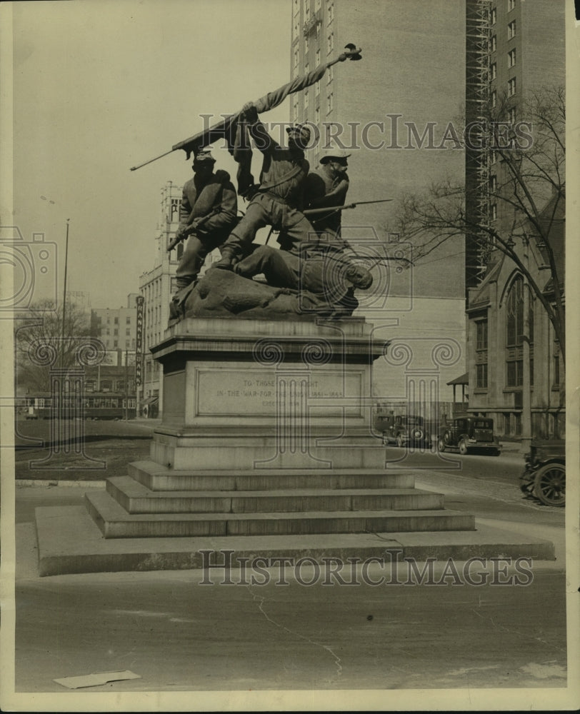 1931, Soldiers Monument In The Milwaukee Court Of Honor In Wisconsin - Historic Images