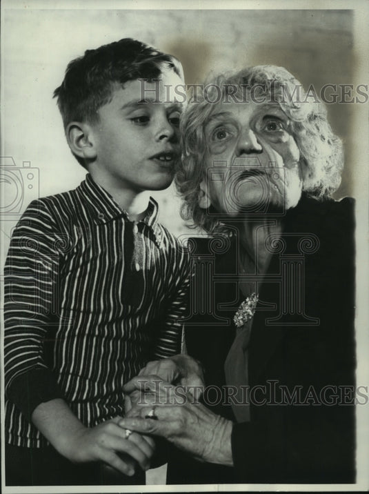 1961 Press Photo Lylah Tiffany and John Megna plays in "All the Way Home"- Historic Images