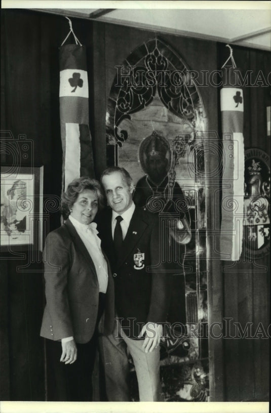 1986 Press Photo Sally and Ed Sullivan, owner of Trempealeau supperclub - Historic Images