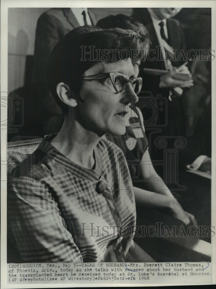 1968 Press Photo Mrs Everett Claire Thomas Speaks On Husband&#39;s Transplant, Texas - Historic Images