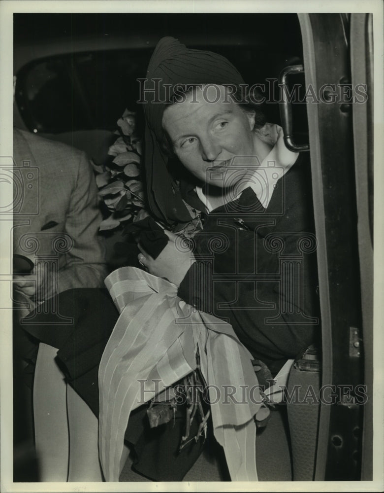 1942 Press Photo Princess Juliana of Holland arrives in Chicago for a visit-Historic Images