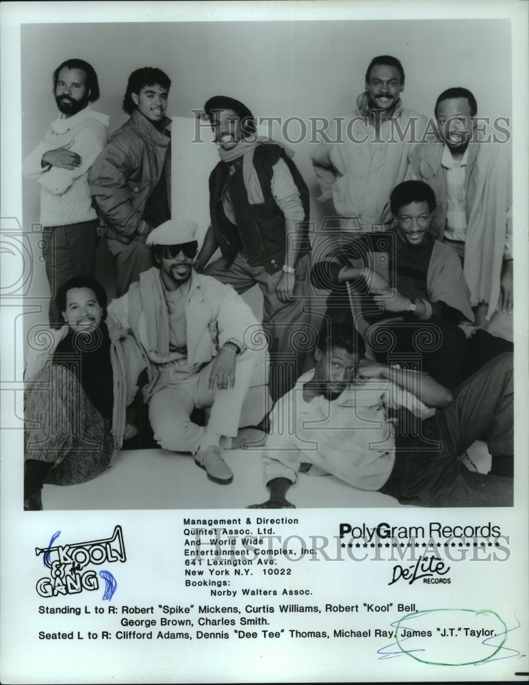 1985 Press Photo Kool &amp; the Gang music group of Polygram records. - mjc22711 - Historic Images
