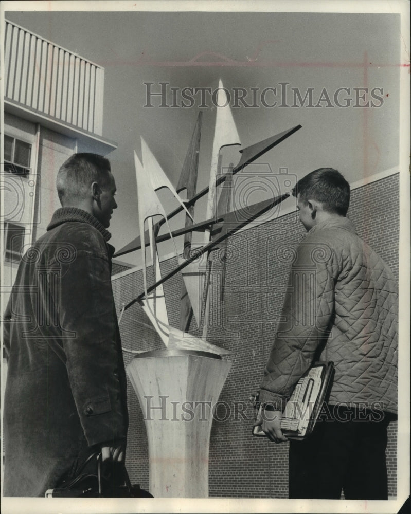 1964, &quot;Polyphony&quot; Sculpture at the University of Wisconsin-Milwaukee - Historic Images