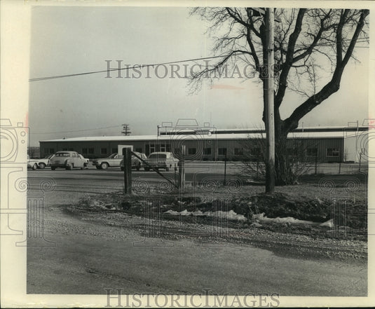 1966, Midwestern Universities Research Association Lab in Wisconsin - Historic Images
