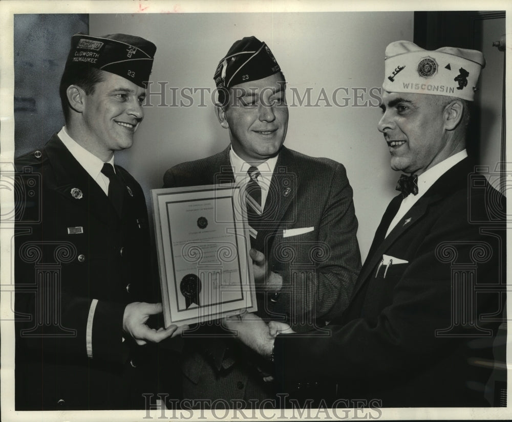 1957 Press Photo Camp American Legion Presents Bernie Strachota Award, Wisconsin - Historic Images