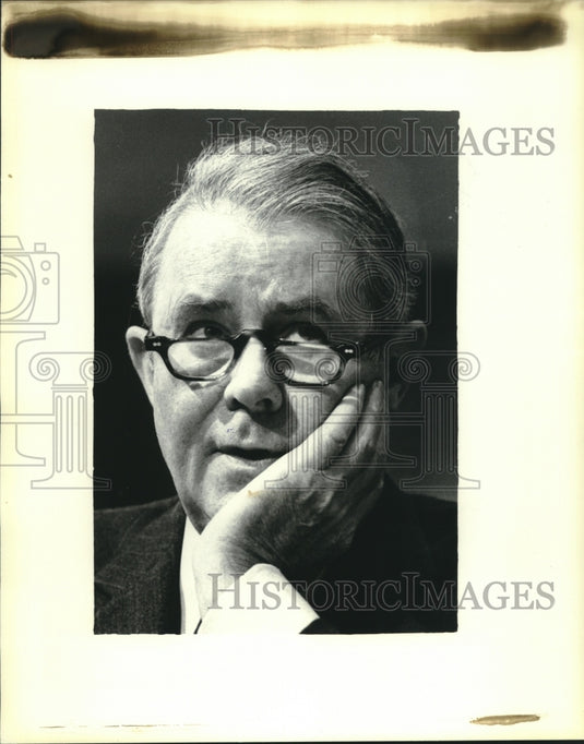 1978, Cyrus Vance testifies before Senate Foreign Relations Committee - Historic Images