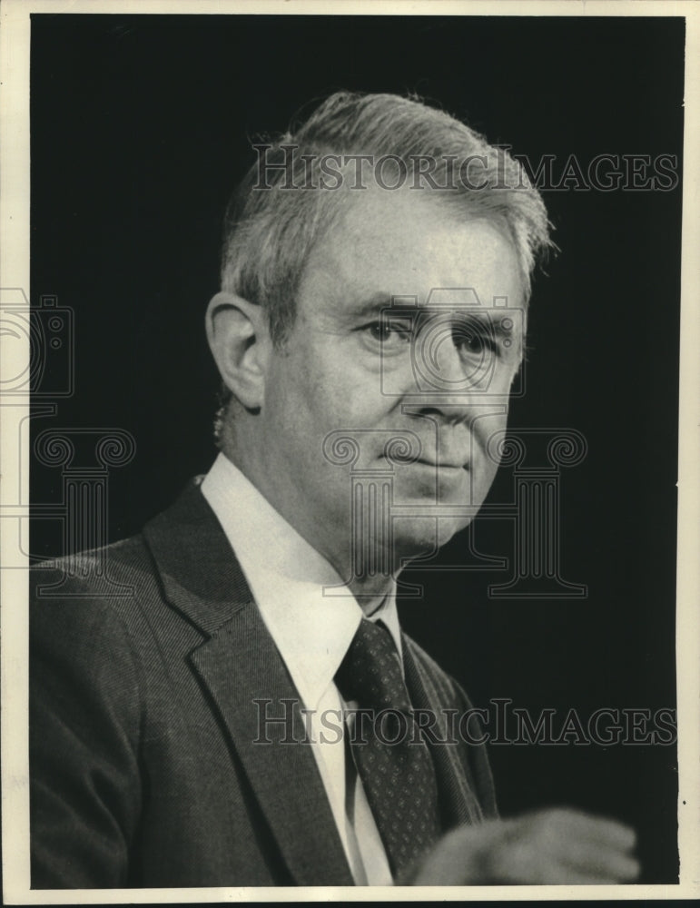 1977 Press Photo Secretary of State Cyrus Vance at news conference in Washington - Historic Images