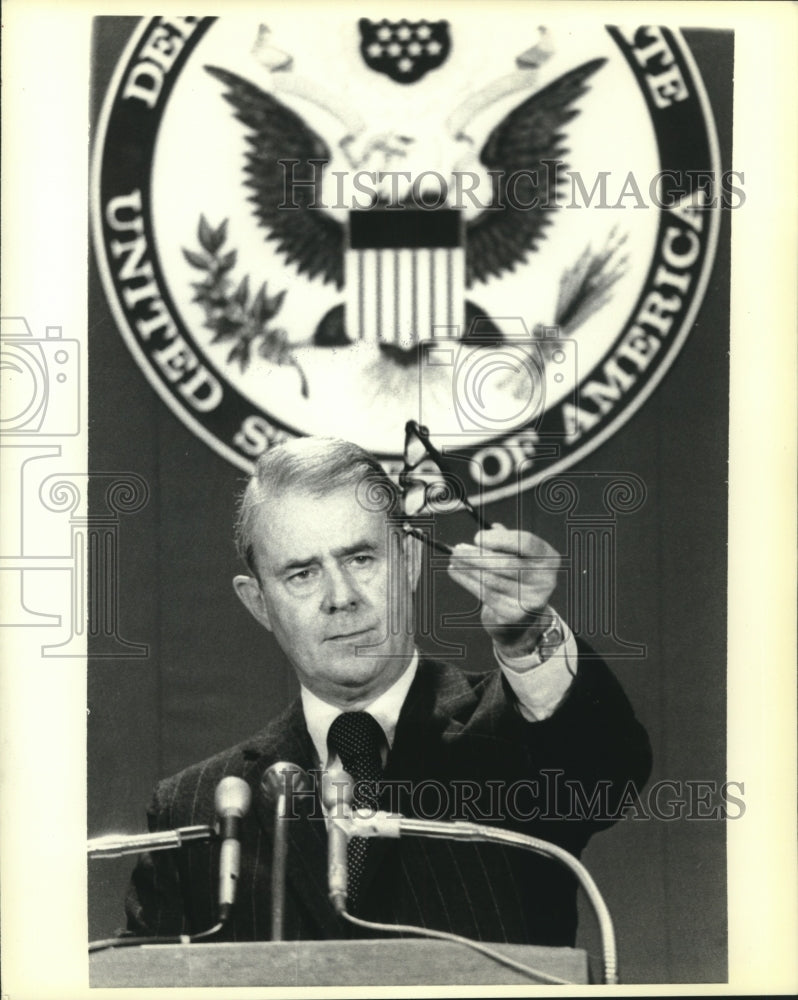 1977 Secretary of State Cyrus Vance at news conference in Washington - Historic Images