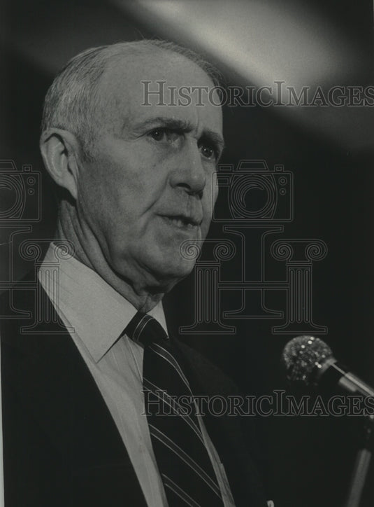 1985 Milwaukee attorney, Joseph Tierney - Historic Images