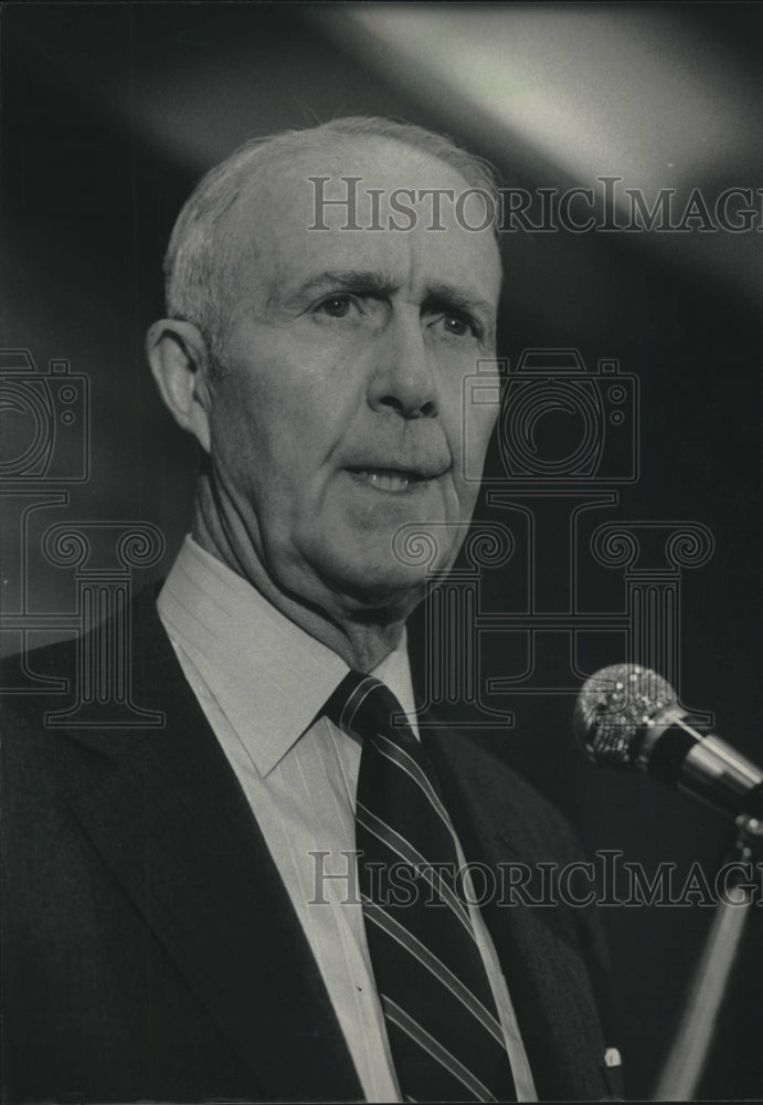 1985  Milwaukee attorney, Joseph Tierney - Historic Images