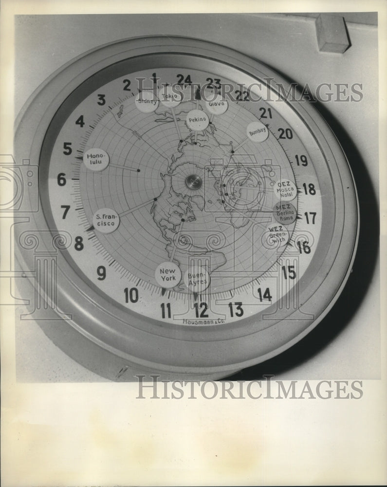 1957, World Clock, News station control room, Vatican City - Historic Images