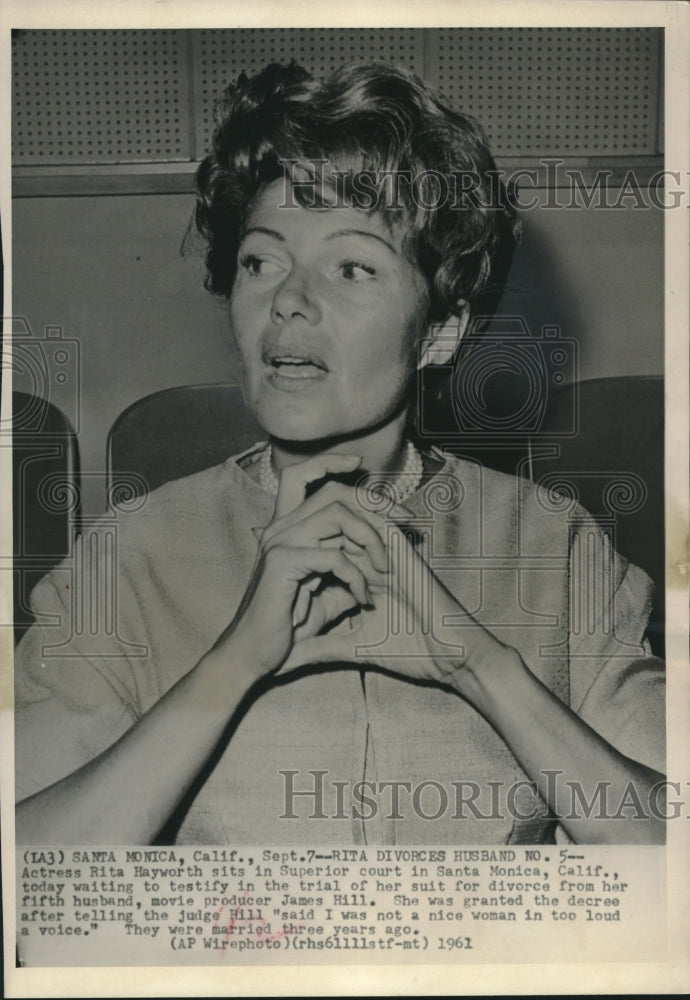 1961 Press Photo Rita Hayworth in a Santa Monica court for divorce hearing - Historic Images