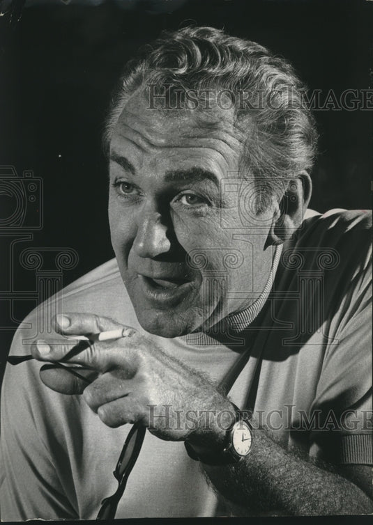1967 Press Photo Actor Forrest Tucker talking in photo. - mjc23620 - Historic Images