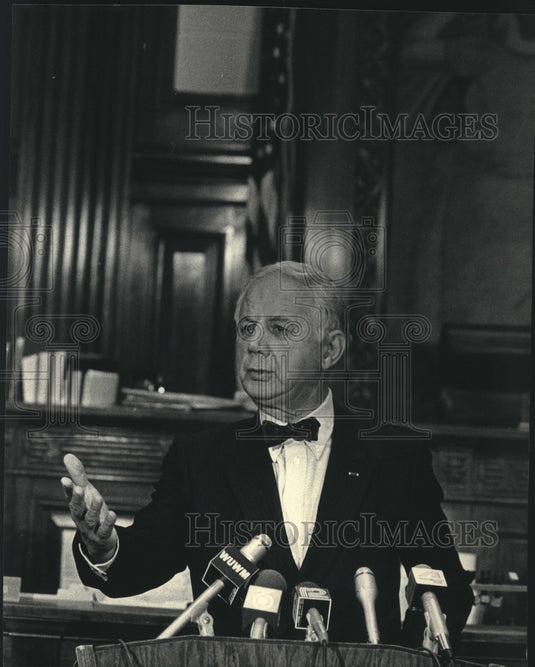 1987, Christ Seraphim, Judge in Milwaukee, Wisconsin - mjc23643 - Historic Images