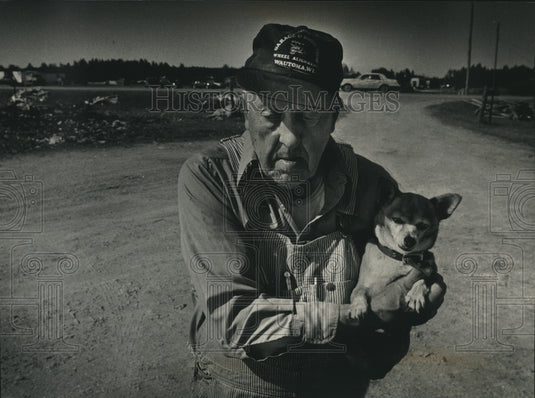 1992, Wisconsin tornadoes left Alvin Dredske with no home in Wautoma - Historic Images