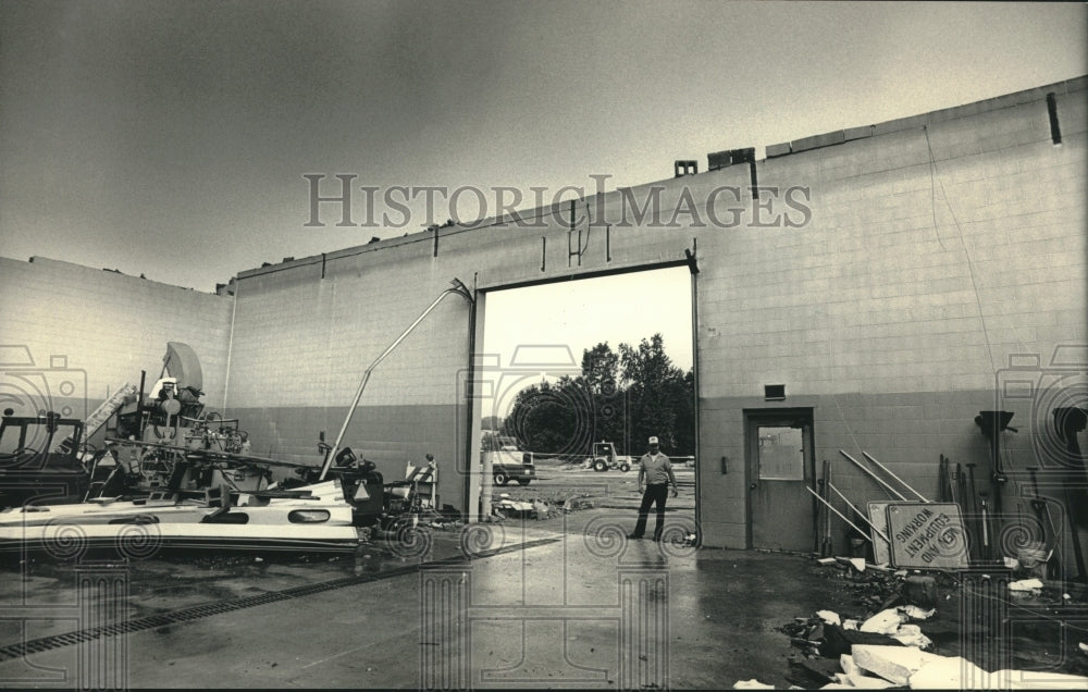 1987, Pewaukee Department of Power and Water&#39;s roof was blown off - Historic Images