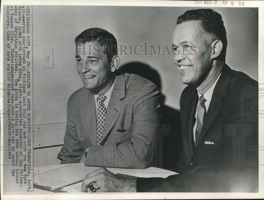 1965, Quarterback Rob Timberlake with ministry director LeRoy King - Historic Images