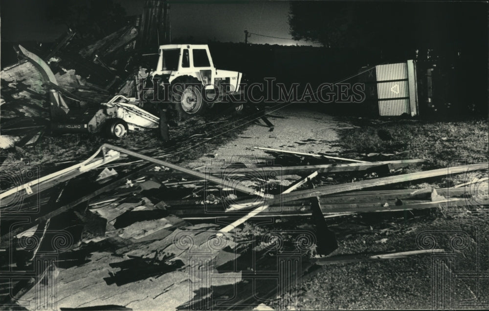 1986 Tornado aftermath in the Town of Cold Spring, Wisconsin - Historic Images
