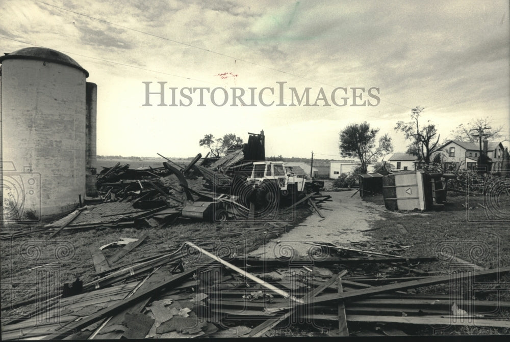 1986, Wind Damage at LeRoy Ohs Farm in Jefferson County, Wisconsin - Historic Images