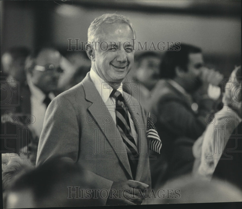 1984 Press Photo Judge Christ Seraphim at Bavarian Inn to See President Reagan - Historic Images