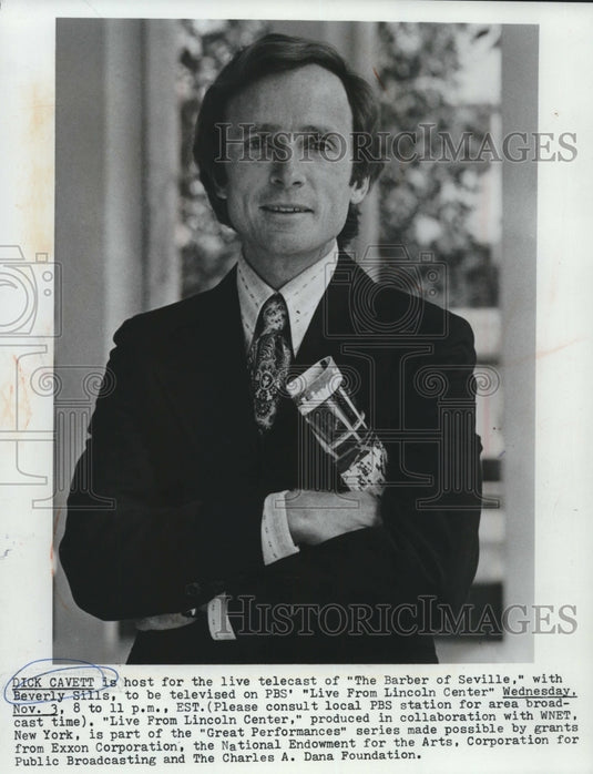 1976 Dick Cavett is host of "The Barber of Seville" live telecast - Historic Images