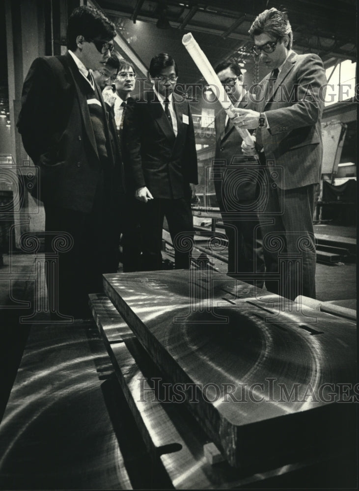 1991, Casey Janiszewski Of Superior Die Set With Trade Delegation - Historic Images