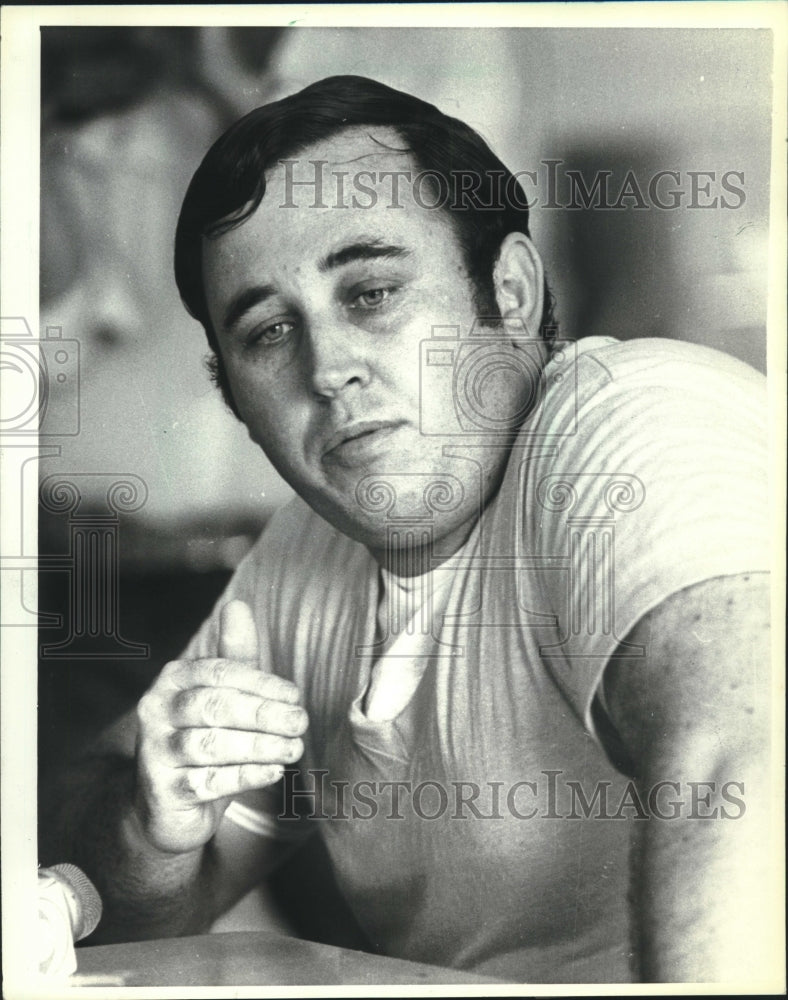 1979 Press Photo Robert Sullivan , murderer talking on death row, Florida. - Historic Images