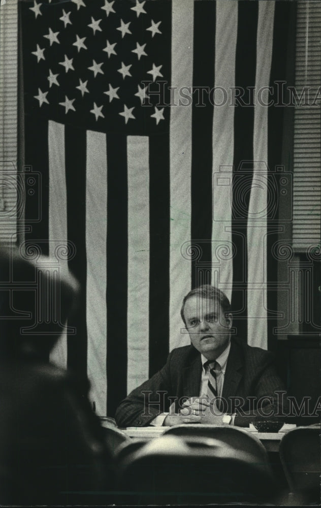 1981, F. James Sensenbrenner in the Waukesha town Hall, Wisconsin - Historic Images