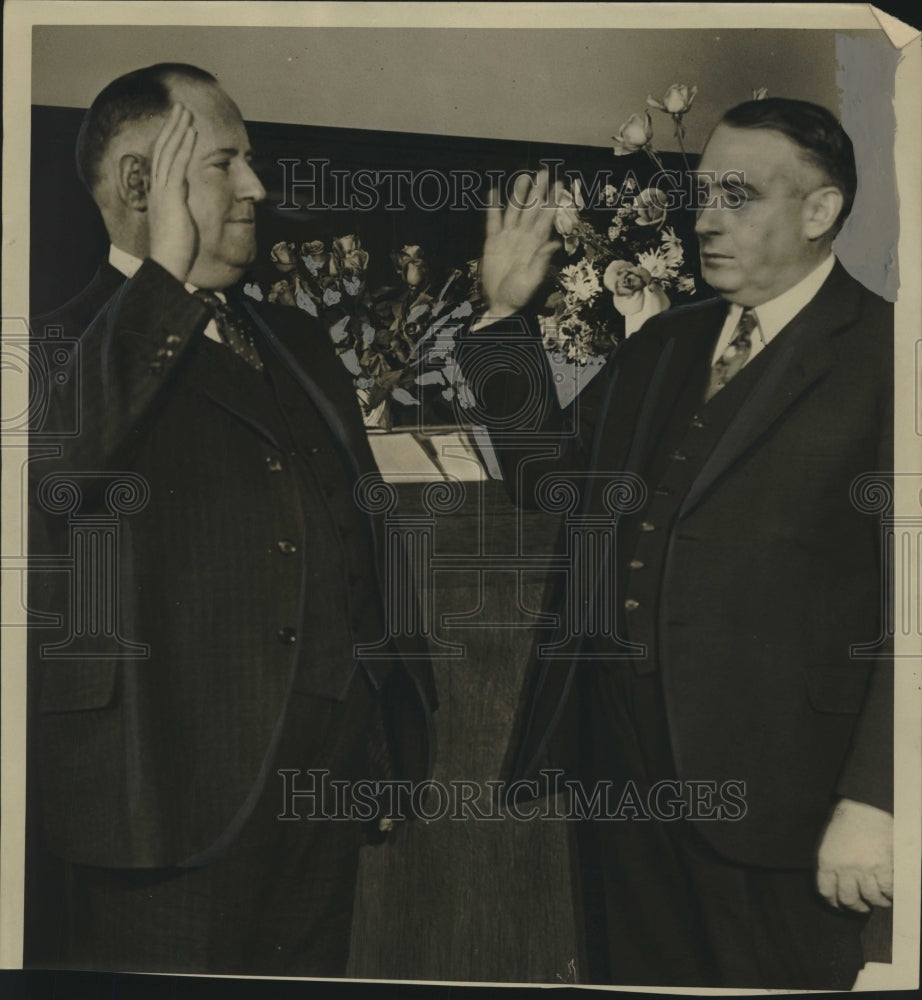 1932, Municipal Judge George A. Shaughnessy &amp; other takes office oath - Historic Images
