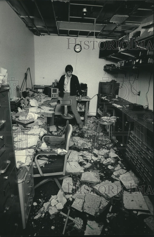 1985, Damaged office, Curtin Hall, University of Wisconsin-Milwaukee - Historic Images