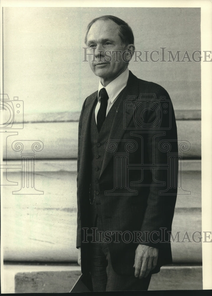 1986, Daniel C. Tosteson, Dean of Harvard University - mjc25078 - Historic Images