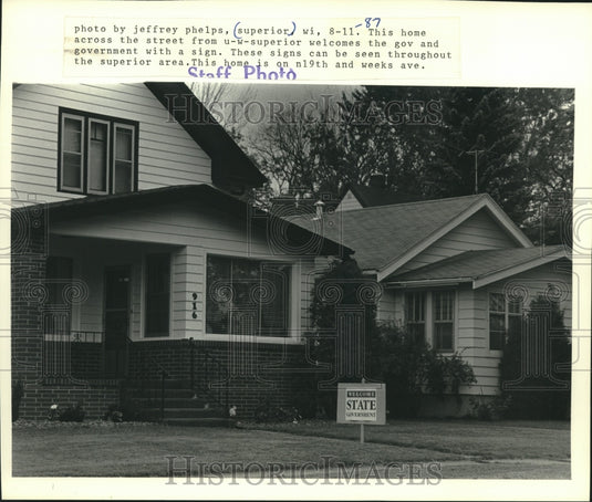 1987, Home that welcomes the governor to Superior, Wisconsin - Historic Images