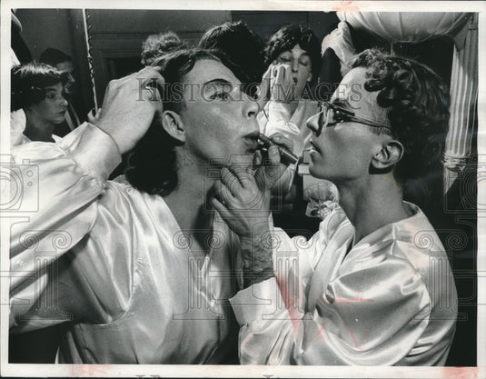 1981 Harefoot Club's UW-Madison students in costumes and makeup - Historic Images