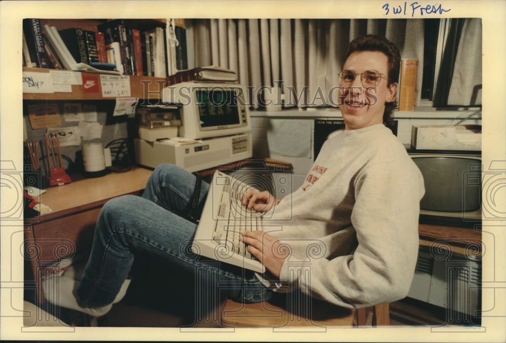 1990, UW-Madison pre-med student, Mark Halstead of Wisconsin - Historic Images