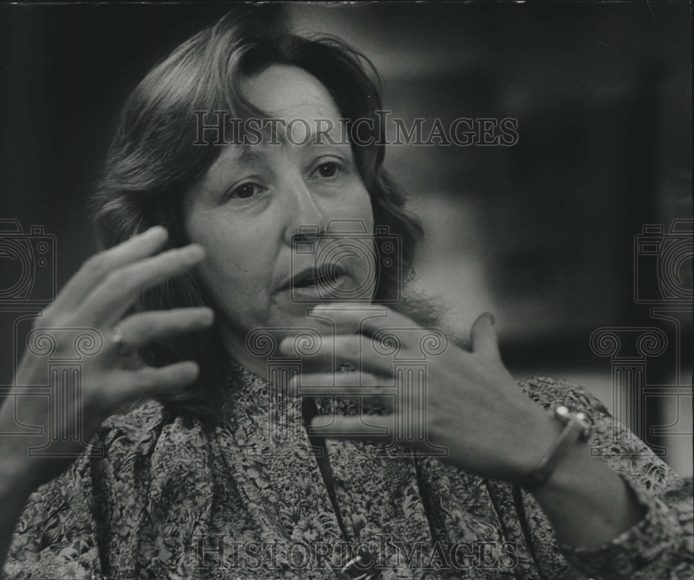 1978, Joanna Spiro, professor, Medical College of Wisconsin - Historic Images