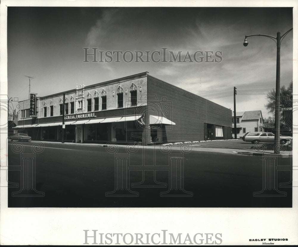 1966 Press Photo Schell Furniture Inc expands floor space, Milwaukee - mjc25465 - Historic Images