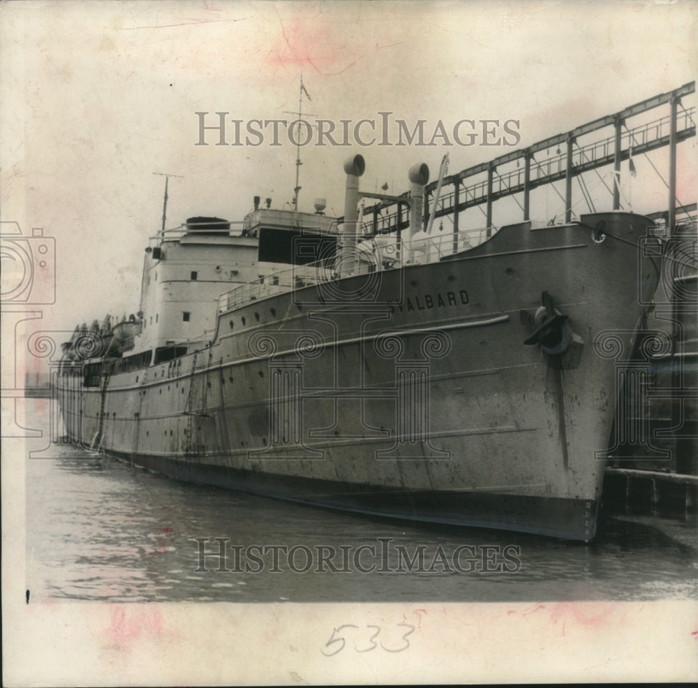 1950 Press Photo Svalbard denied clearance to sail with students in New York - Historic Images