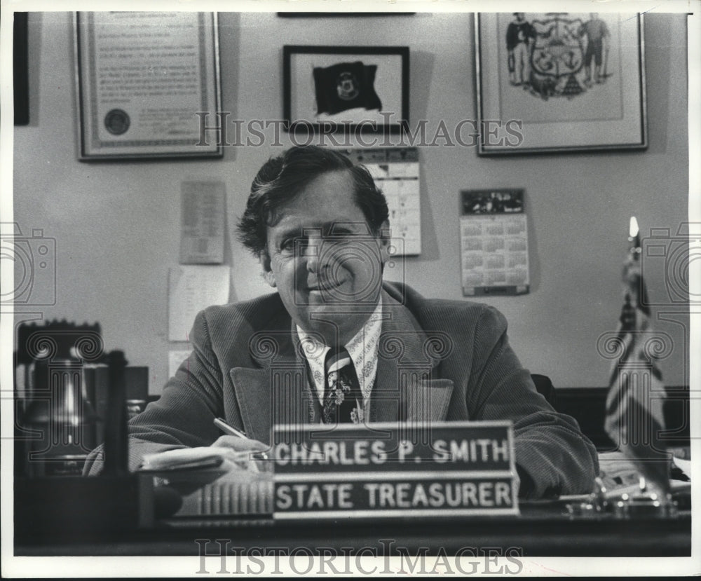 1976, Wisconsin State Treasurer Charles P. Smith - mjc25516 - Historic Images