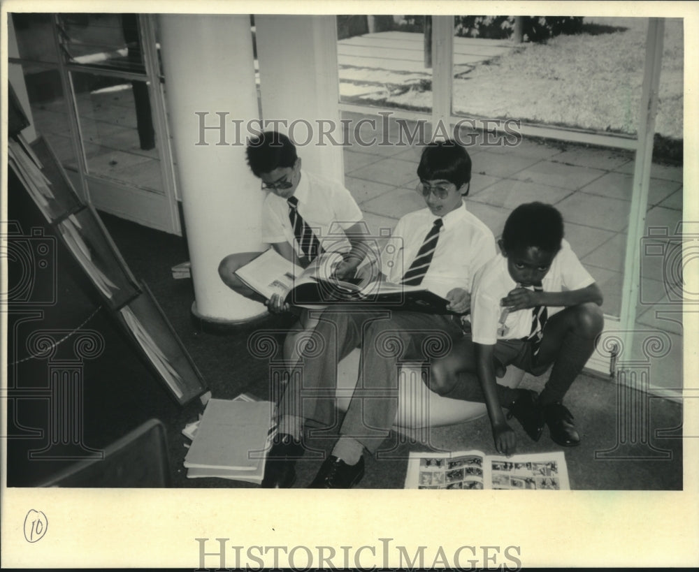 1985, Students at St. Alban&#39;s, Pretoria, South Africa - mjc25544 - Historic Images