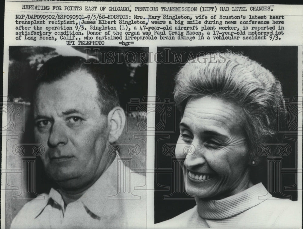 1968 Press Photo Mrs. Mary Singleton and James Singleton at news conference - Historic Images
