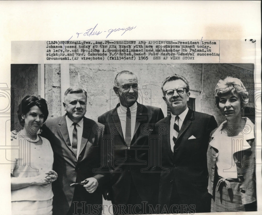 1965, Lyndon Johnson poses at LBJ Ranch with new appointees - Historic Images