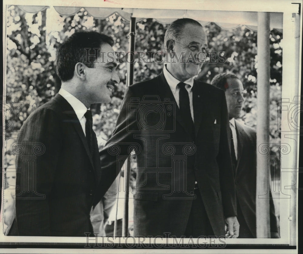 1967 Press Photo President Johnson &amp; King Hussein of Jordan at the White House - Historic Images