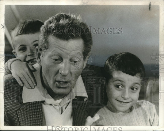 1956 Danny Kaye & children on UNICEF tour - Historic Images