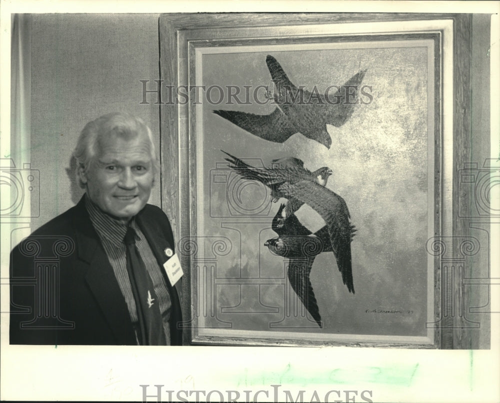 1986 Keith Shackleton honored as Master Wildlife Artist of 1986 - Historic Images
