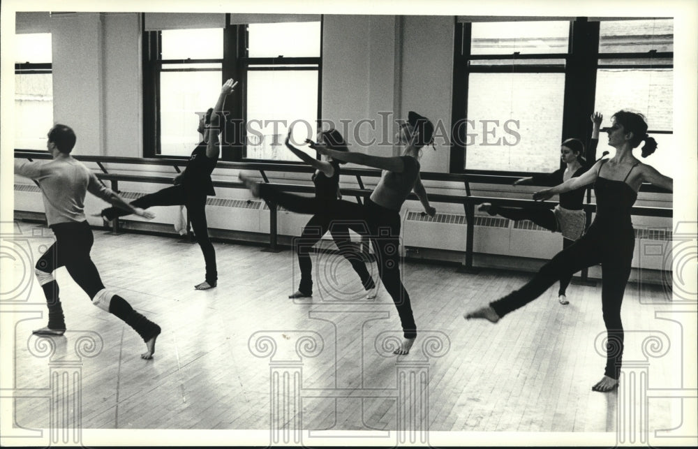 1983 Press Photo University of Wisconsin, Milwaukee, Dancers - mjc25805 - Historic Images