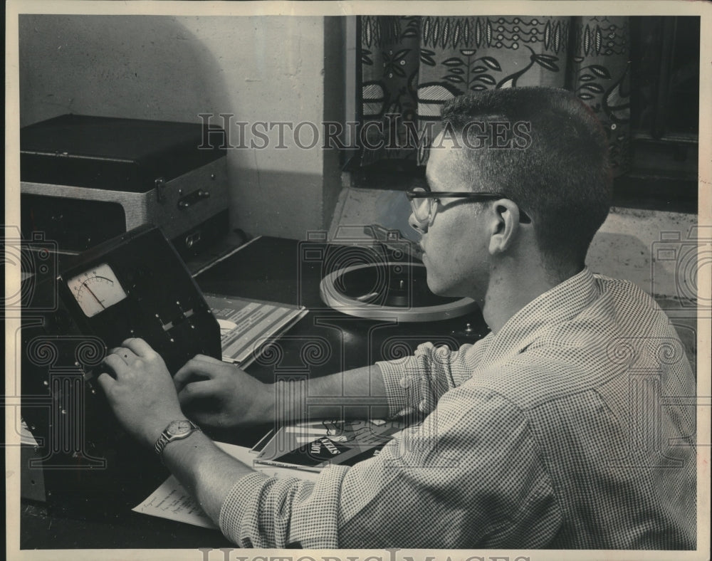 1954, UW-Madison student George Schneidewind at WMHA radio - Historic Images