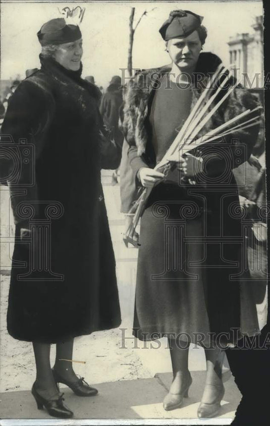 1934, Mrs. Tharinger & daughter, Rita May, Milwaukee - mjc25944 - Historic Images